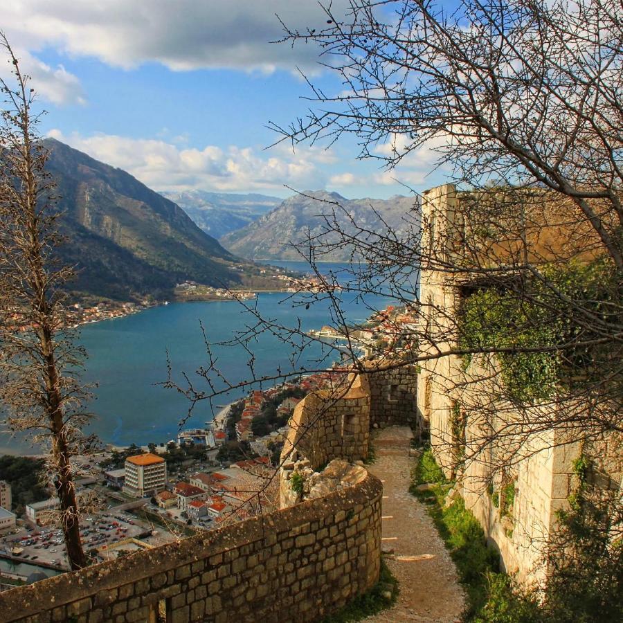 Old Town Boskovic Apartment Kotor Exterior photo